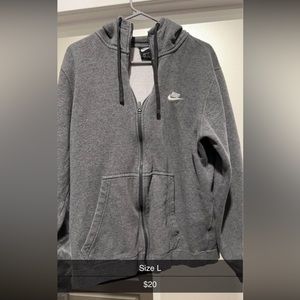 Nike men’s hoodie